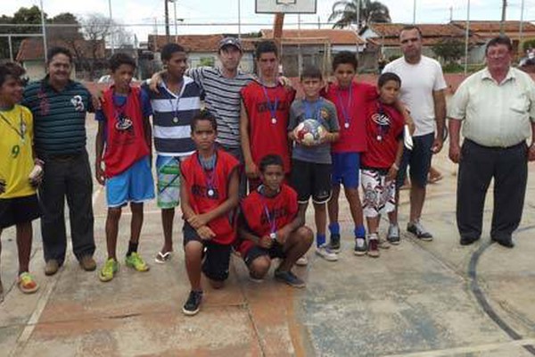 Incentivo ao esporte é alternativa para reduzir os índices de violência no Jardim Esperança