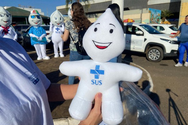 Projeto Zezinho da Vacina é ampliado e crianças de 15 meses a 5 anos vão ganhar pelúcia do Zé Gotinha