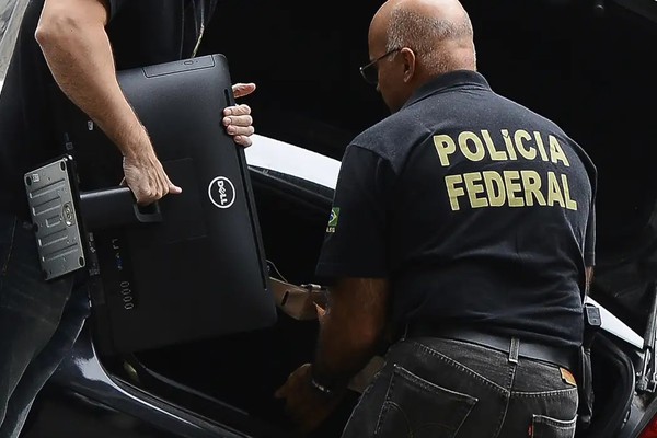 PF investiga senador Weverton Rocha por suspeita de desvios no INSS
