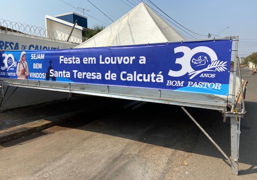 Festa em louvor a Santa Teresa de Calcutá promete animação com missas, barraquinhas e shows