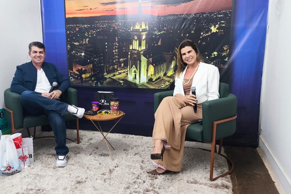 Patos Hoje entrevista Marília Coury - Gerente Sicoob Credicopa; veja ao vivo