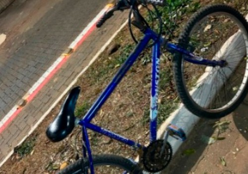 PM recupera bicicleta furtada de garoto que se esqueceu de trancá-la em igreja devido ao TDAH