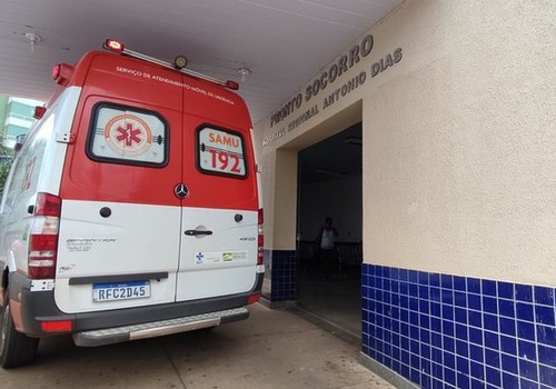 Homem desfere vários golpes de madeira contra mulher após ela cobrar por relação sexual