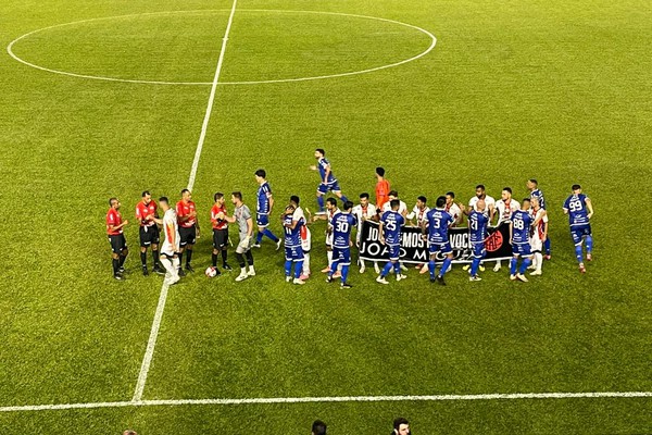 URT e Pouso Alegre empatam sem gols na Arena DB em Patos de Minas e seguem invictos no Mineiro