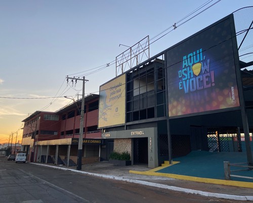 Parque de Exposições vira canteiro de obras e venda de passaportes para a Fenamilho termina hoje