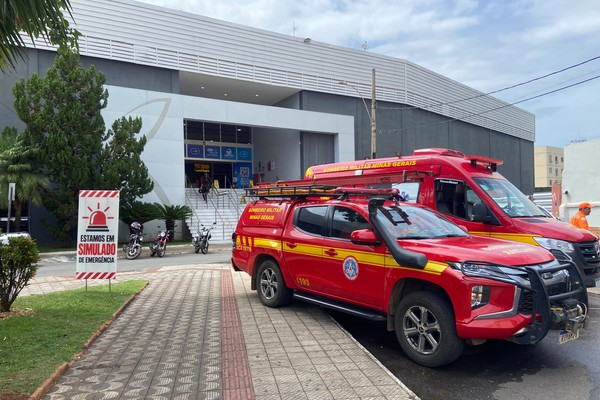 Simulado de incêndio testa agilidade de brigadistas e bombeiros em Patos de Minas