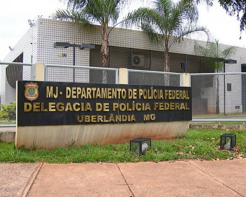 Vigilância Sanitária e PM apreendem emagrecedores do Paraguai e anabolizantes em academia de Patos de Minas