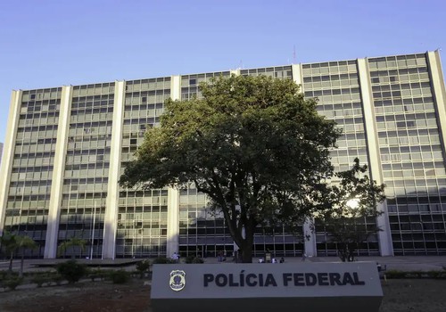 Polícia Federal faz operação para conter lavagem de dinheiro do PCC