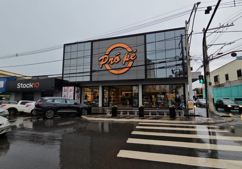 Mega Liquidação da Pró Pé Calçados começa nesta sexta-feira (09) com descontos de até 70%