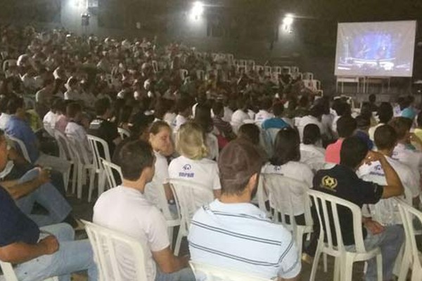 Mais de mil pessoas participam do Congresso de Inovações Agropecuárias em Patos de Minas