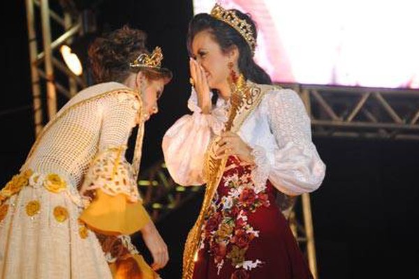 Em votação popular, Laryssa Caixeta conquista o título de Rainha Nacional do Milho