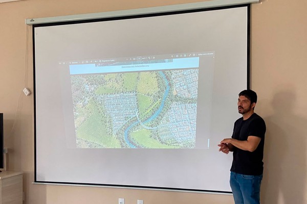 Projeto de ponte sobre o Rio Paranaíba no bairro Copacabana é apresentado ao Codema em Patos de Minas
