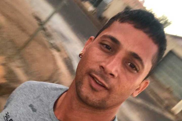 Mãe encontra filho de 30 anos que estava desaparecido em Patos de Minas