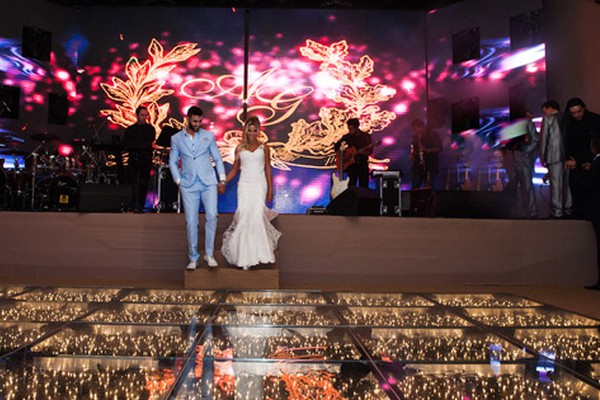 Vídeo e fotos oficiais mostram todo glamour do casamento de Gusttavo Lima e Andressa
