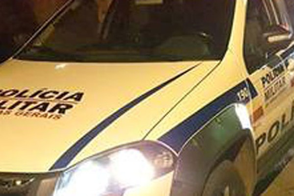 Suspeito de furto é morto ao tentar tomar arma das mãos de policial na cidade de Tiros