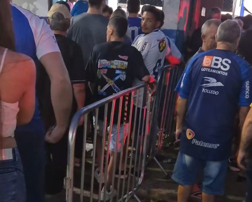 Em nota, URT diz que não teve culpa por desorganização e superlotação na partida contra o Cruzeiro