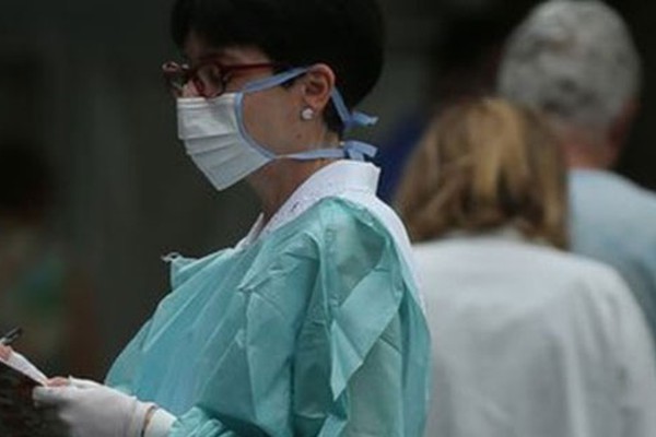 Secretaria de Saúde tem vagas abertas para médicos em Patos de Minas e outras cidades