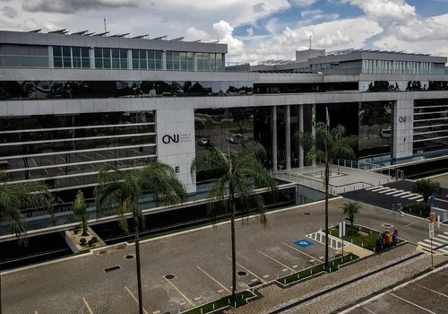 CNJ acaba com aposentadoria compulsória como punição máxima para juiz