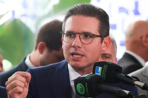 Câmara vai pautar projeto contra ‘adultização’ de crianças nas redes