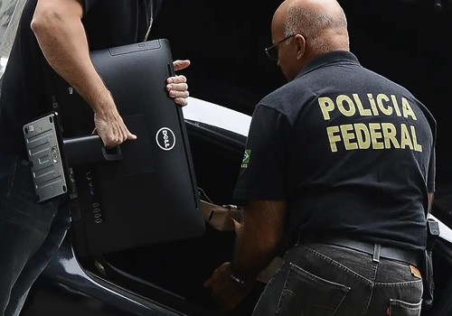 PF investiga senador Weverton Rocha por suspeita de desvios no INSS