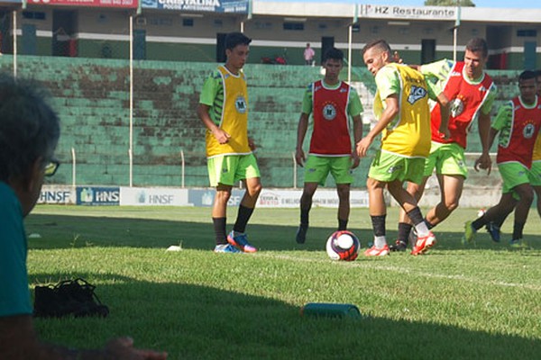 Mamoré intensifica os treinos para estreia no Módulo II do Campeonato Mineiro