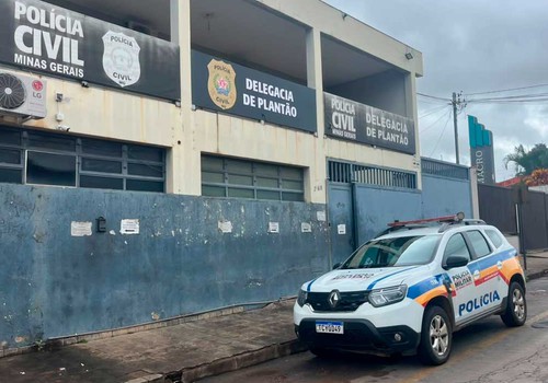 Homem é preso após pegar moto emprestada para buscar drogas e não voltar em Patos de Minas