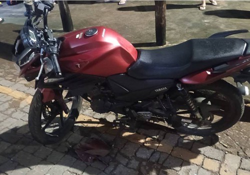 Motociclistas ficam feridos em batida entre duas motos no bairro Nossa Senhora das Graças