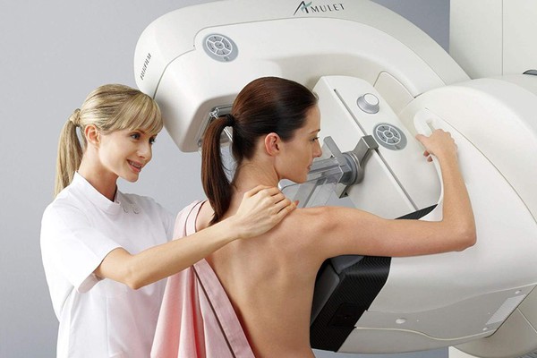 Mulheres poderão fazer mamografia em Patos de Minas sem agendamento