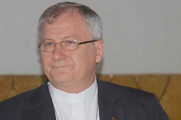 Bispo Dom Cláudio mobiliza fiéis em Patos de Minas e região contra a legalização do aborto