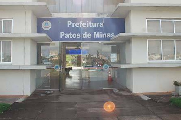 Prefeitura cancela licitação e Patos de Minas fica sem iluminação de Natal