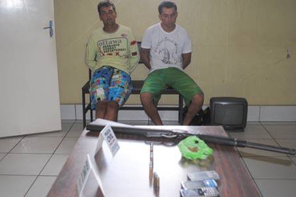 Operação Papai Noel da PC prende irmãos com droga e arma no Nova Floresta
