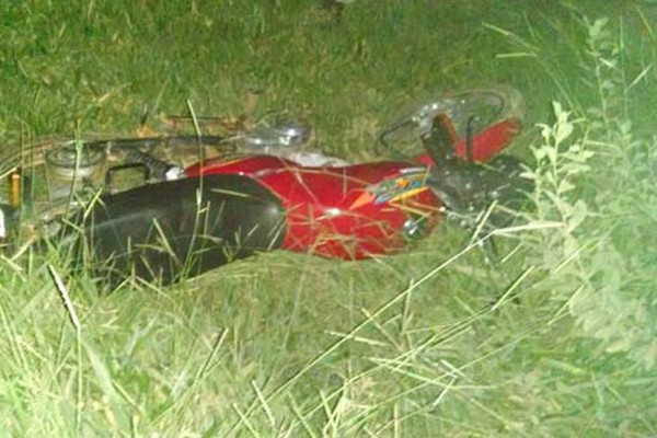 PM vai em busca de moto furtada e encontra veículo na zona rural de Patos de Minas