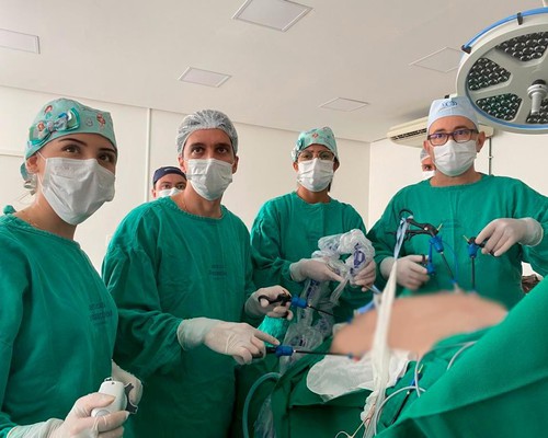 Paciente se emociona ao ser chamado para as primeiras cirurgias bariátricas pelo SUS na Santa Casa