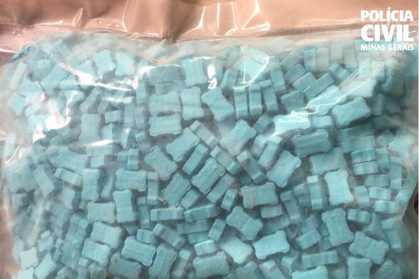 Homem é preso com quase 1000 unidades de ecstasy enviadas pelos Correios em Uberlândia
