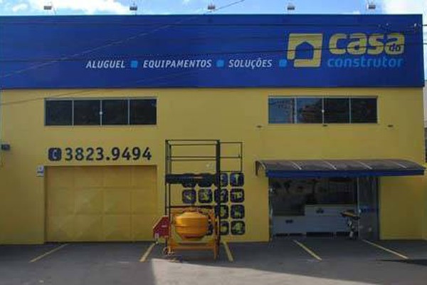Patos de Minas ganha uma nova loja de equipamentos para construção