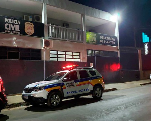 Polícia cerca quarteirão e captura segundo envolvido em duplo homicídio na Praça