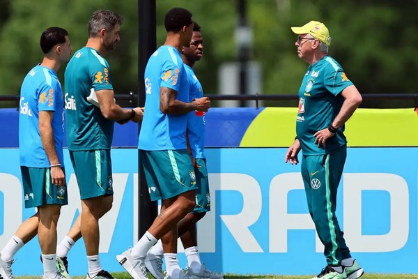 Ainda sem Raphinha, Brasil inicia preparação para as oitavas de final