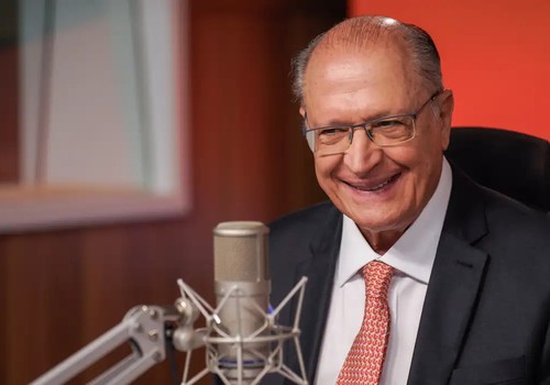 Alckmin conversa por telefone com vice-presidente da China