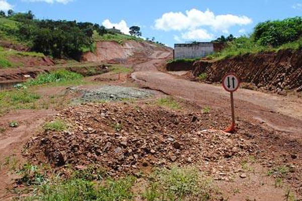 Chuvas prejudicam conclusão das obras no prolongamento da avenida Fátima Porto