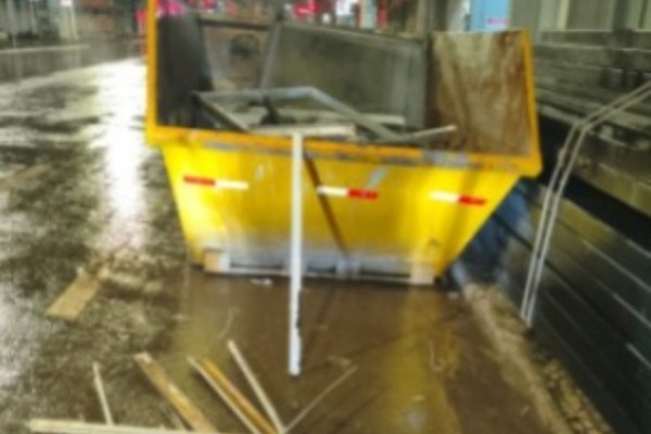 Dupla é presa por tentativa de furto de material de cobre na Agência do Banco do Brasil