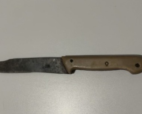 Jovem é preso após agredir brutalmente companheira de 15 anos; ela deu à luz há menos de 1 mês