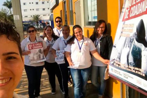 Pedintes se multiplicam pelas ruas de Patos de Minas e Prefeitura faz campanha pela cidadania