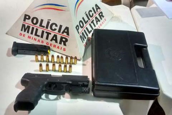 Universitário é flagrado com pistola 9mm em operação da PM Rodoviária na BR 354