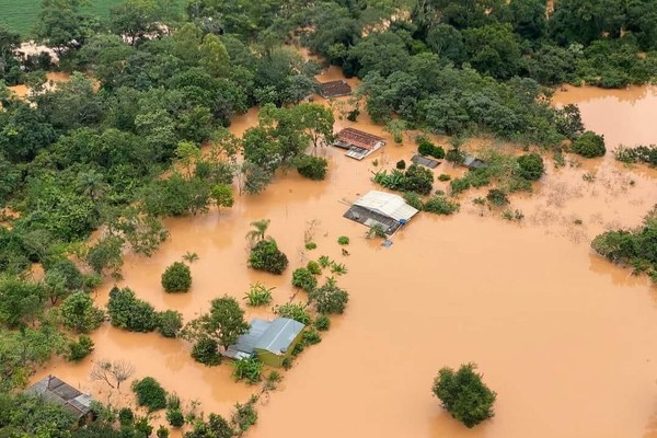 Prejuízos e transtornos na zona rural se multiplicam devido às chuvas na região de Patos de Minas