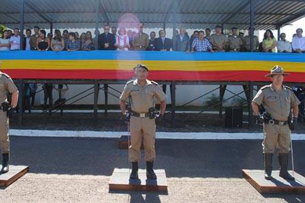 Polícia Militar dá posse a novos comandantes da corporação em Patos de Minas