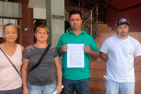 Grupo protocola representação no MP contra reajuste dos salários dos vereadores de Patos de Minas