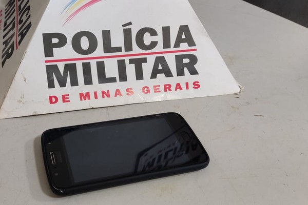 Jovem cochila após briga conjugal e tem celular furtado no Terminal Rodoviário; suspeito foi preso