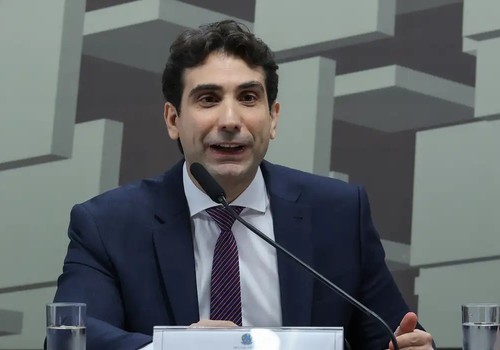 Galípolo: Brasil está mais preparado para volatilidade do petróleo