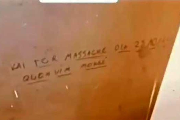 Ameaça de massacre deixada em banheiro de escola em Patos de Minas mobiliza reforço policial