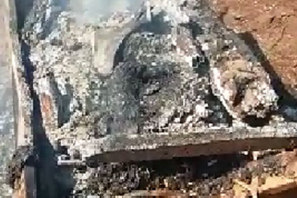Moradores denunciam maus tratos a bezerros e queima dos restos dos animais em Patos de Minas